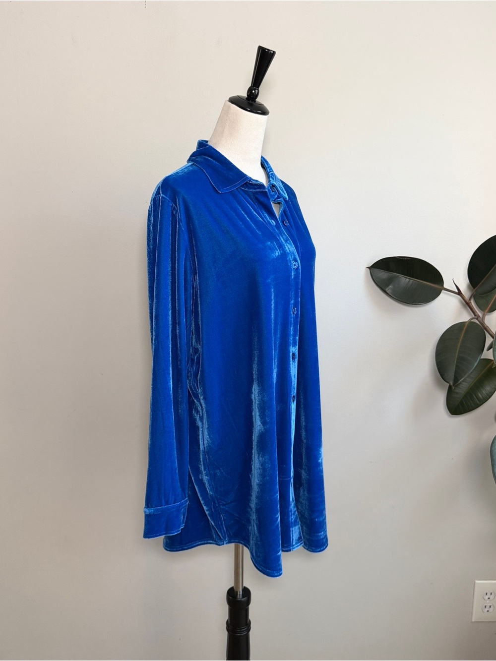 Soft Surroundings Boyfriend Blue Velvet Tunic Shirt - Picture 6 of 10